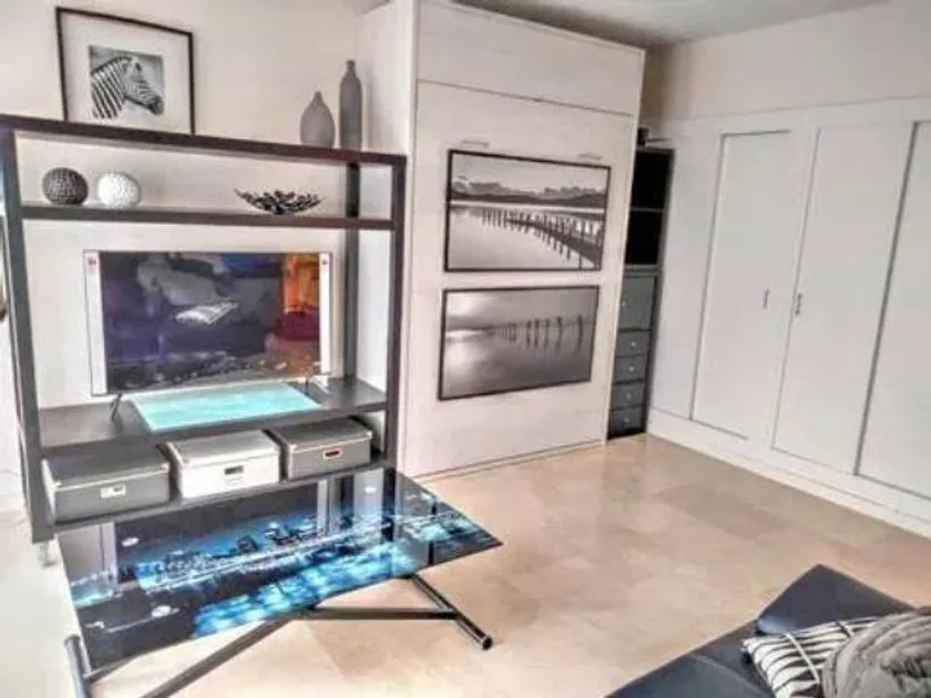 Soggiorno - Studio with Garden View in Sotogrande Marina