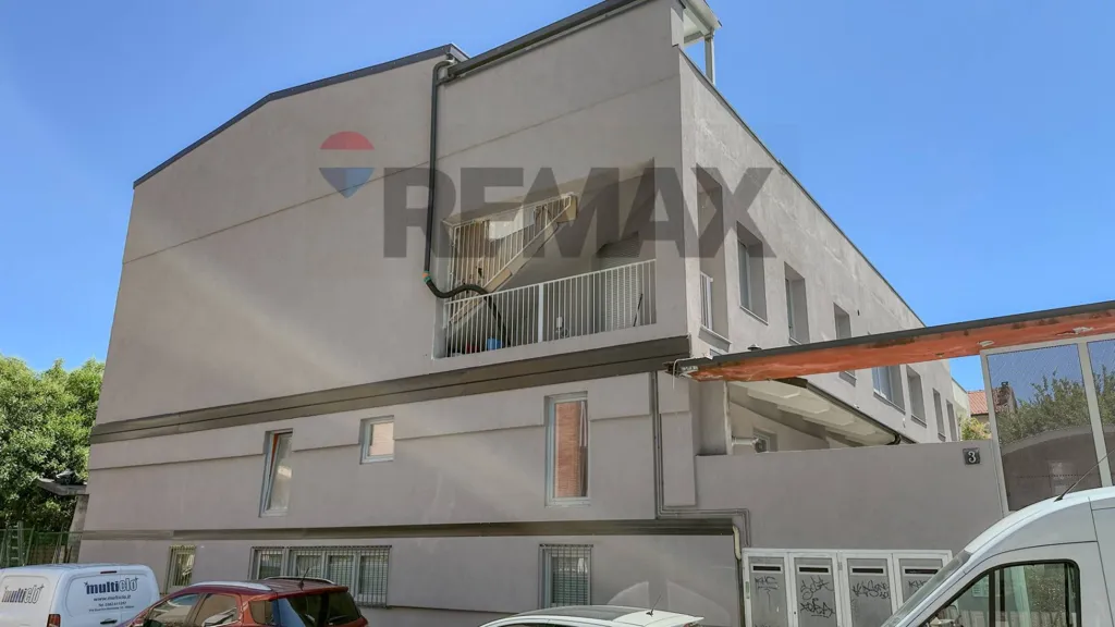 Välivaade - Ground Floor Apartment with Terrace in Milan