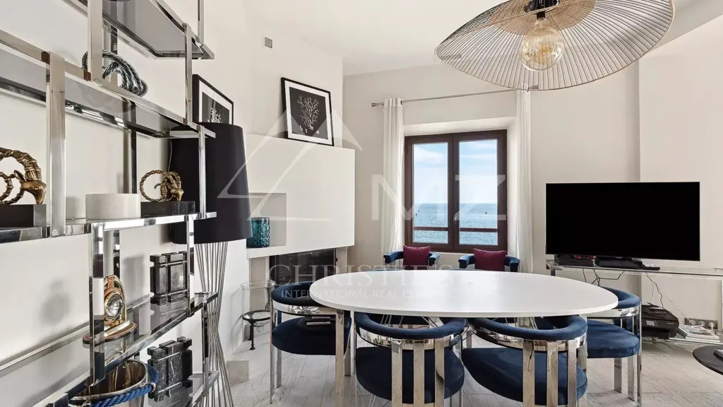 Salle à manger - Villa Rénovée avec Terrasse à Palm Beach, Cannes