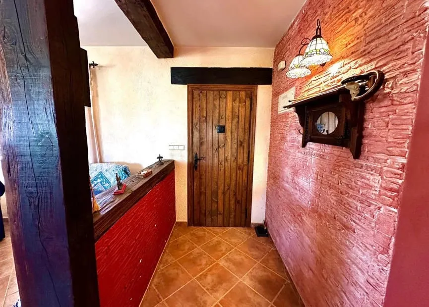 hallway_entrance