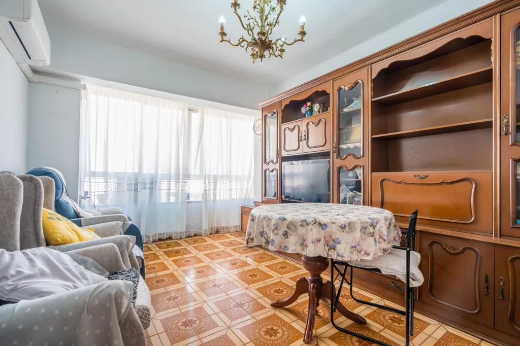 Séjour - Apartment with Pool in Els Orriols, Valencia