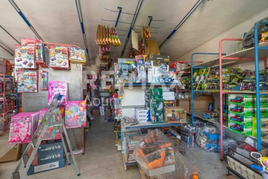 Buanderie - Corner Shop with Excellent Exposure in Volos