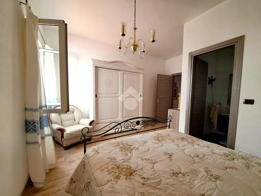 Chambres - Ground Floor Apartment with Private Courtyard in Usini