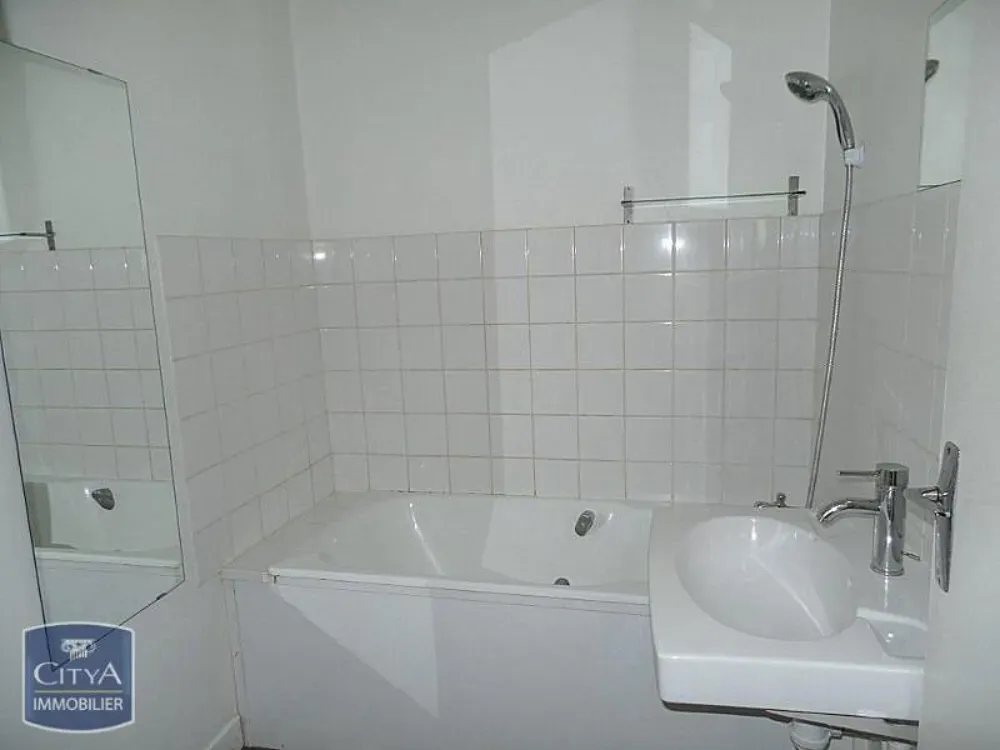 Vannitoad - Studio with Courtyard in Lille Gambetta