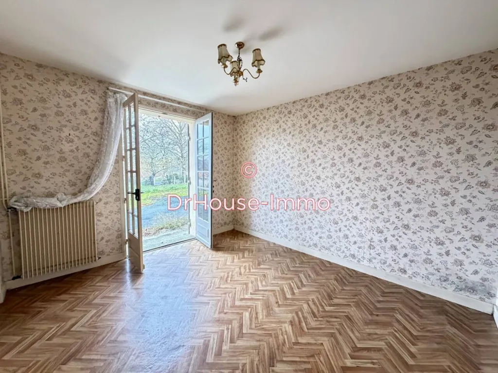 Chambres - Longère avec Jardin en Ville à Périgord