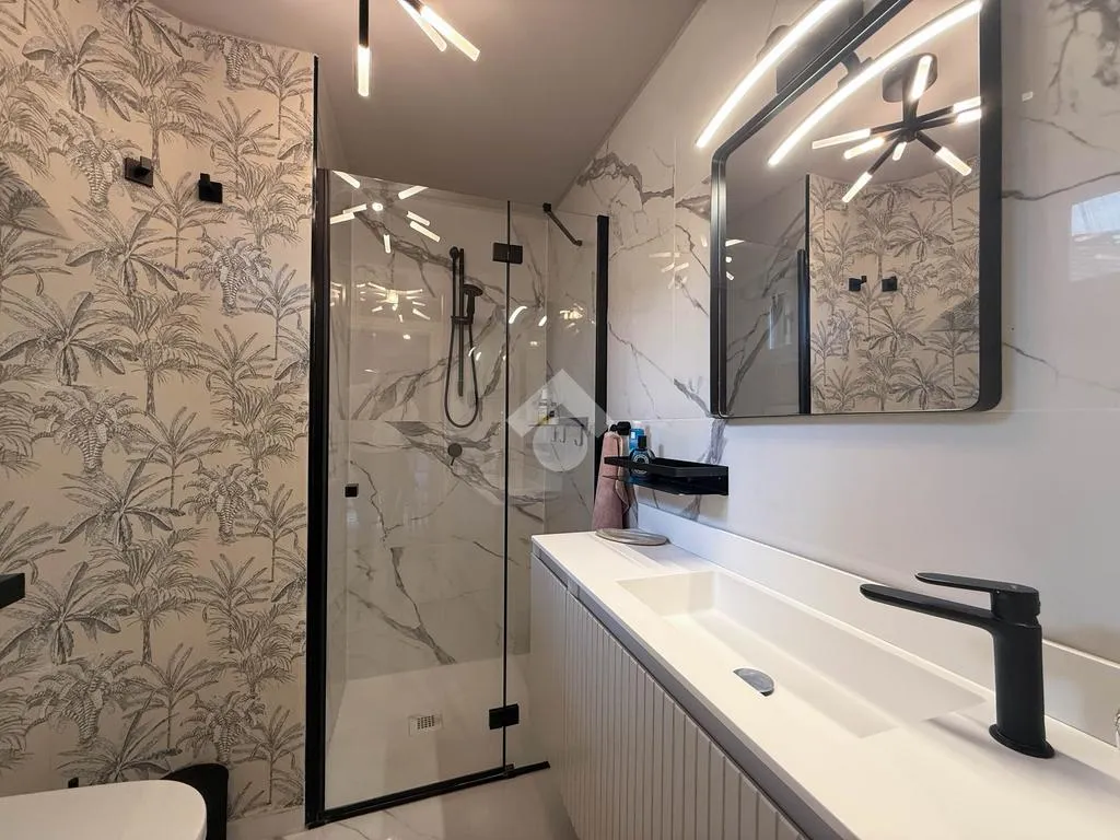 Bagni - Elegant Apartment with Pool in Calvagese della Riviera
