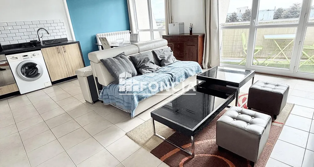 Elutuba - Apartment with Balconies in Central Location