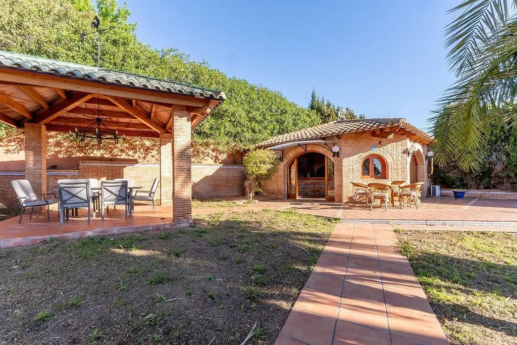 Terrass - Luxury Chalet with Pool in Alginet