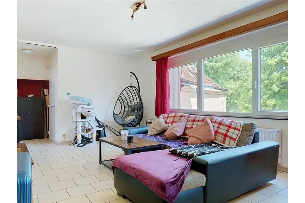 Séjour - Appartement Charmant au Centre d'Arlon
