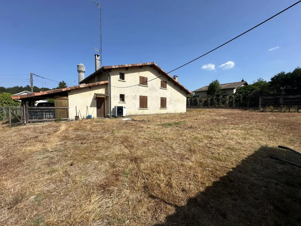 Välivaade - Spacious Family House with Garden in Préchac