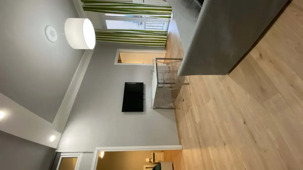 Séjour - Studio Apartment with Balcony in Milan