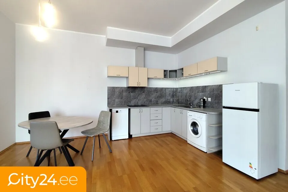 Köök - Spacious Apartment with High Ceilings in Riga Centre