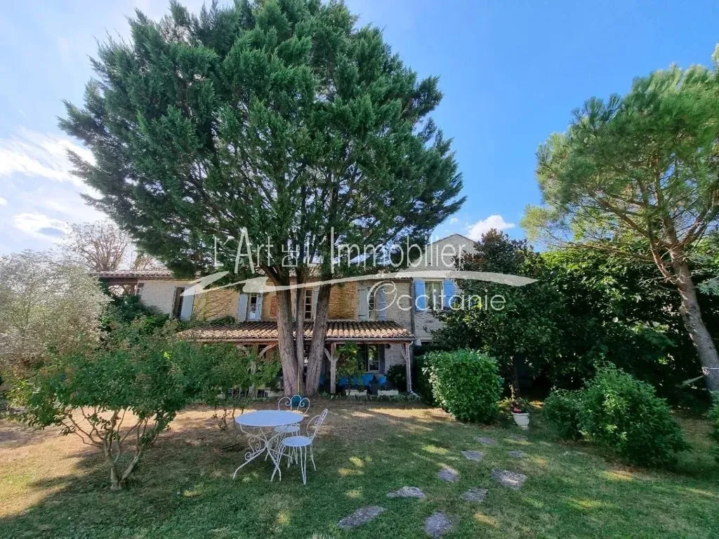 Jardin - Hôtel de Charme avec Piscine au Cœur de Mercuès