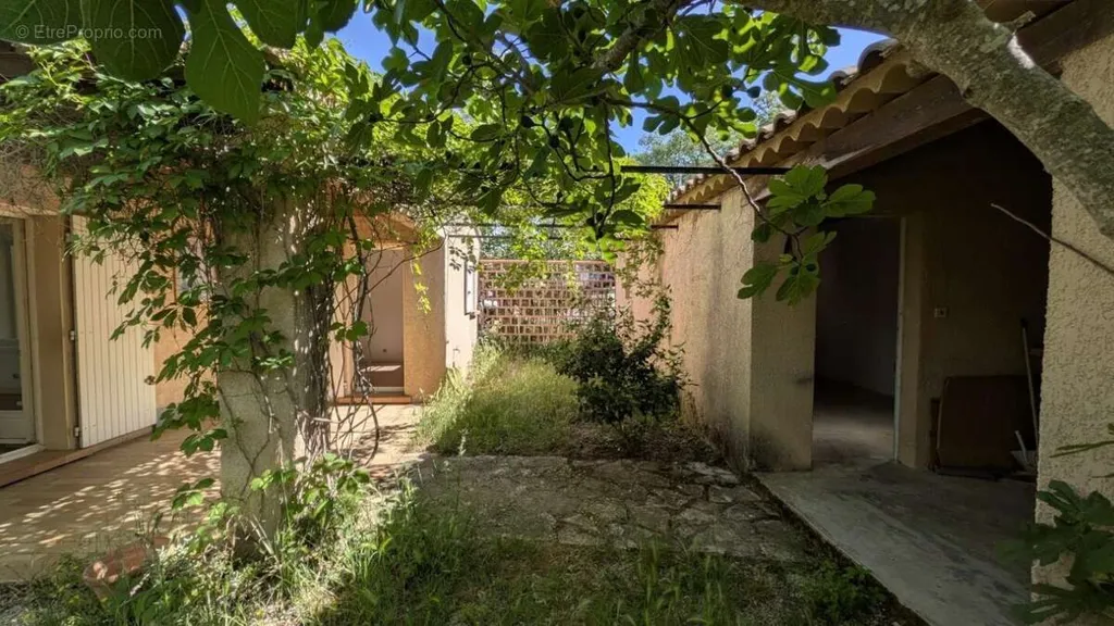 Jardin - Villa au Calme avec Jardin à Lauris