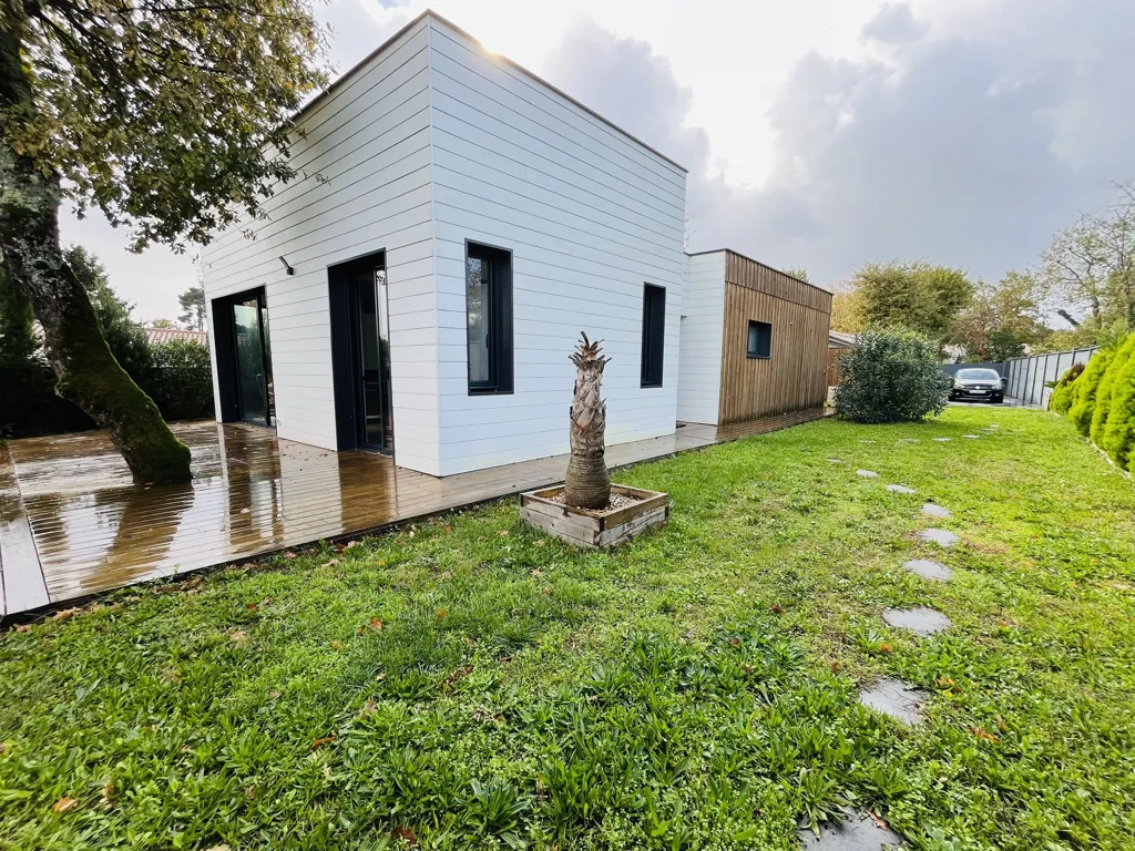 Exterior - Architect's House with Wood Frame in Corbiac