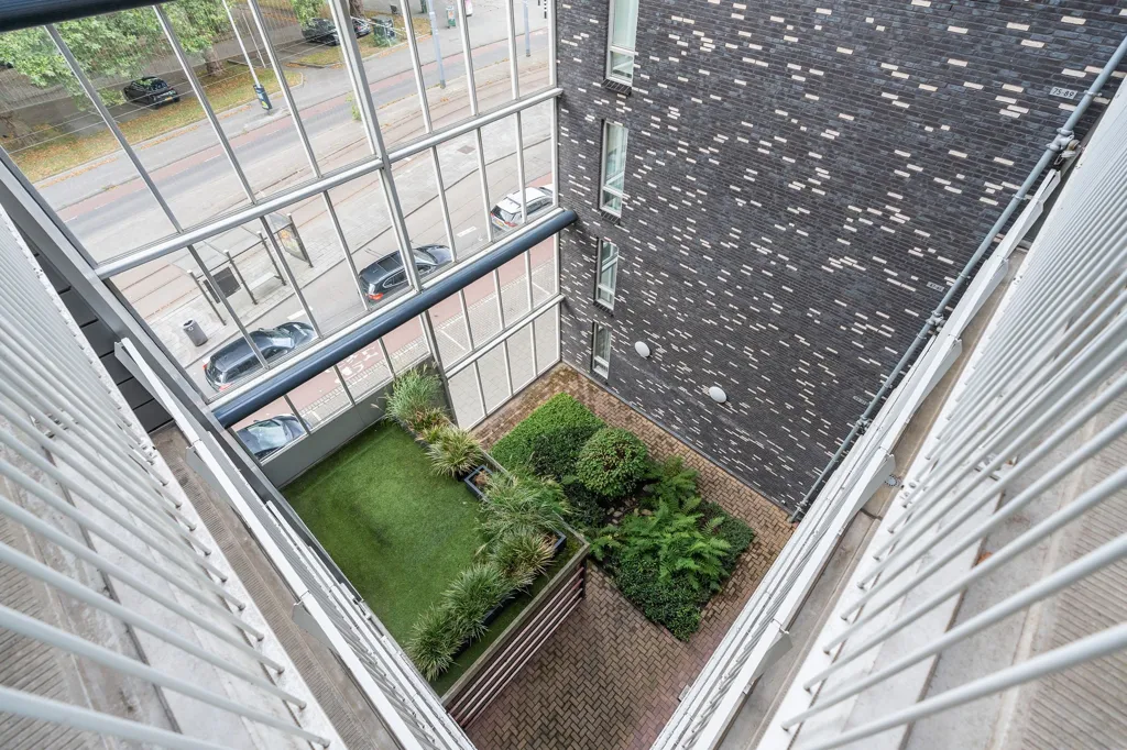 Aed - 3-toaline korter asukohas Rotterdam