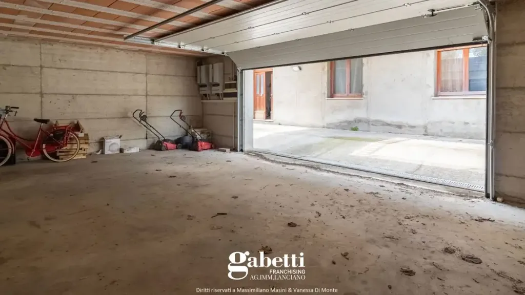 garage