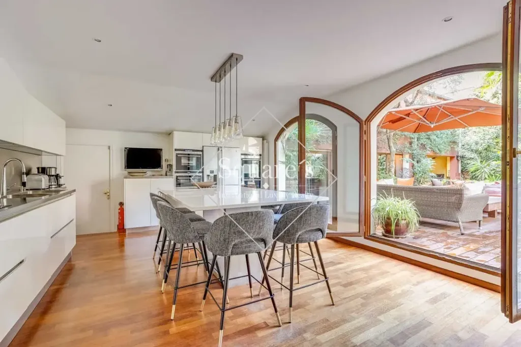 Köök - Luxury Maison with Patio in Levallois-Perret