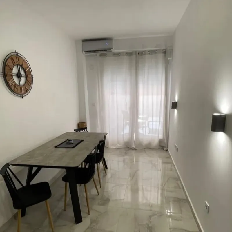 Esszimmer - Ground Floor Flat with Air Conditioning in Thessaloniki