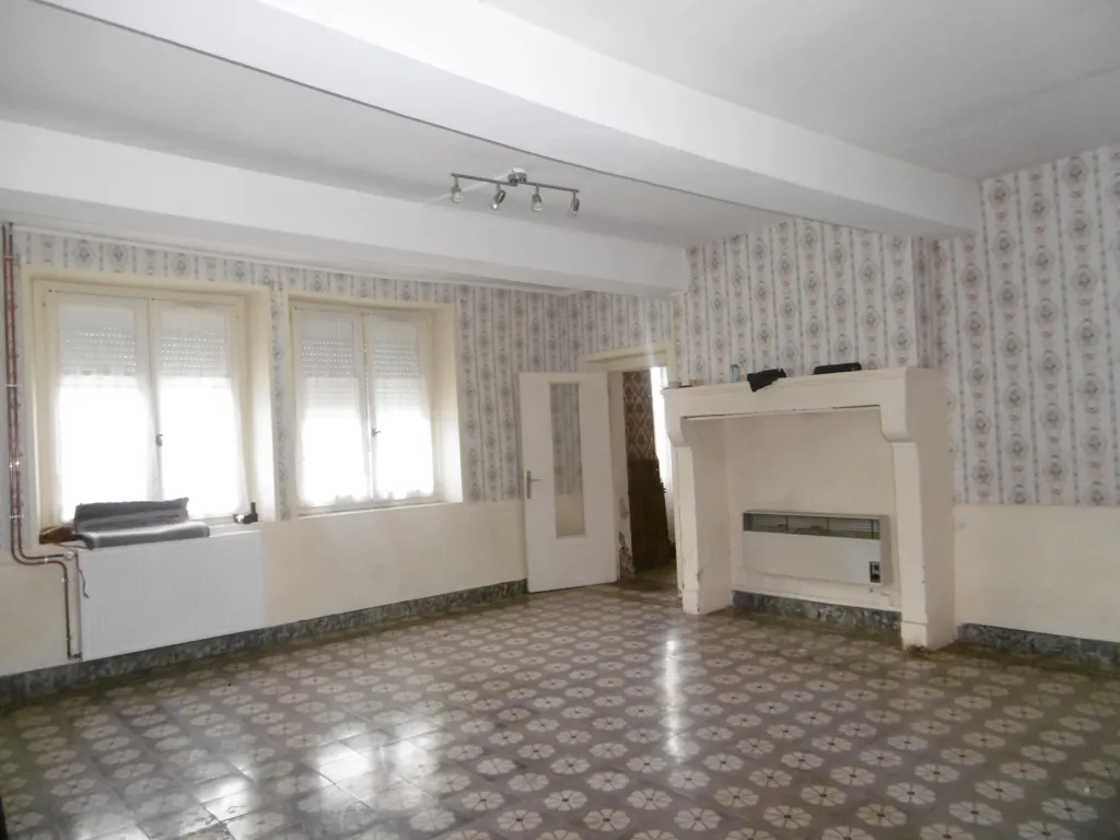 Elutuba - Country House with Barn in Brionnais