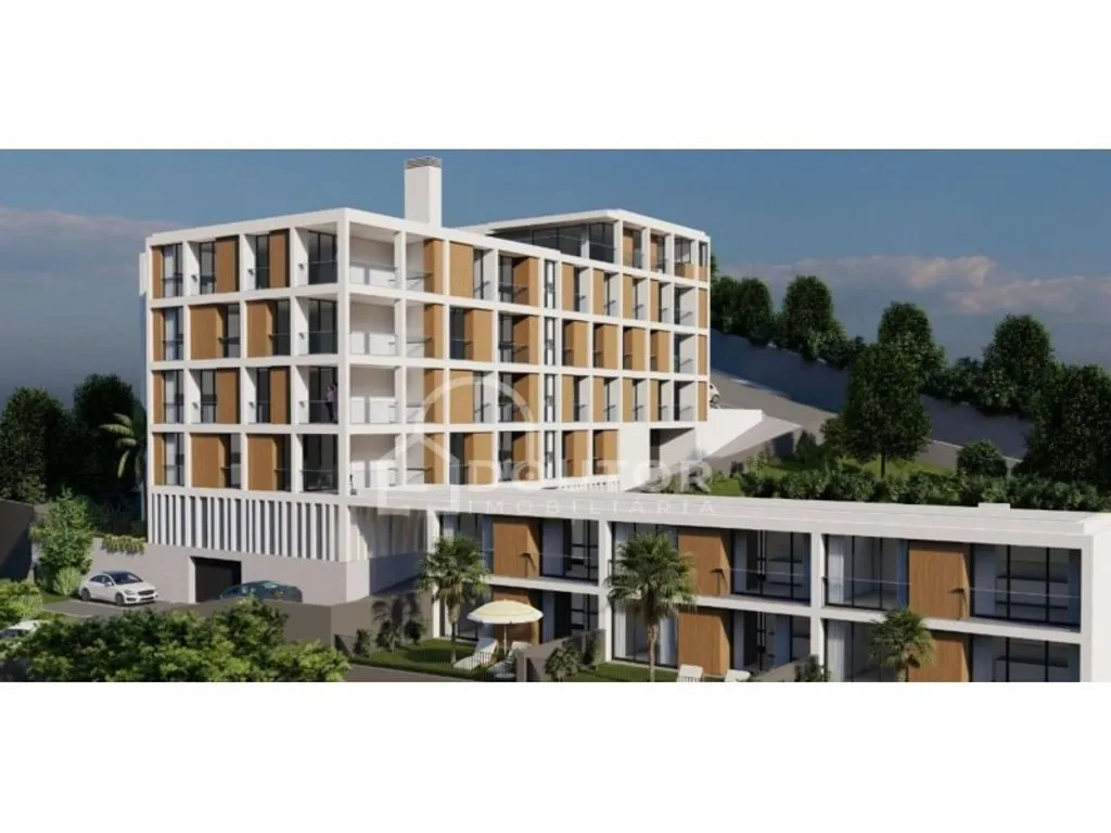 Luxury T2 Apartment in Caniço Prime, Madeira