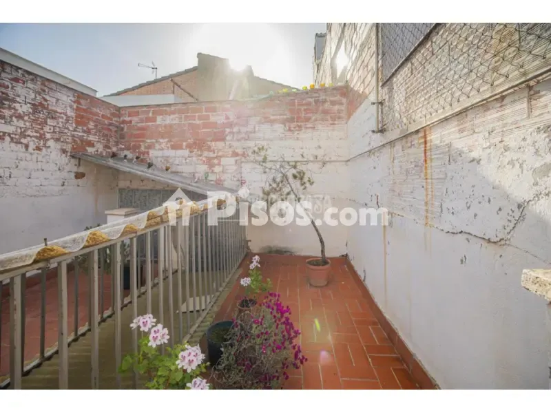 Terrazza - Two-Storey House with Terraces in Terrassa