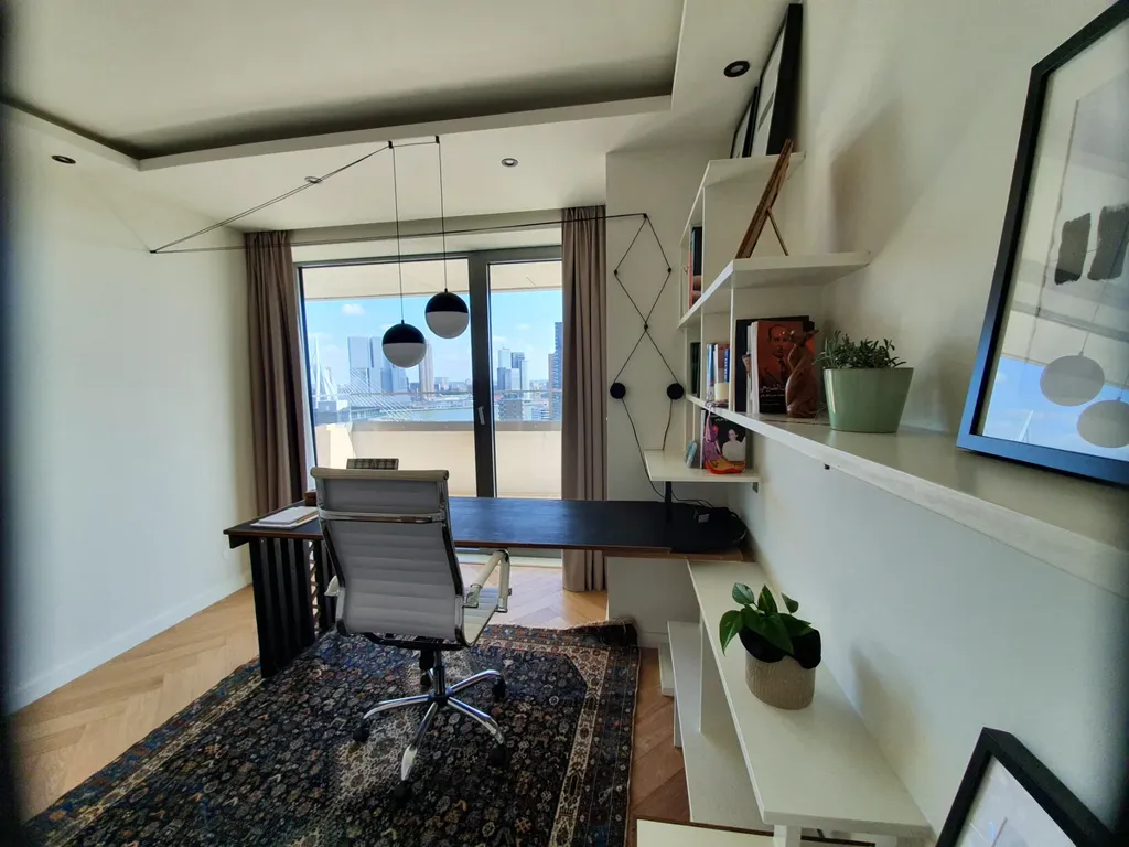 Studio - Luxury Apartment in The CoolTower, Rotterdam
