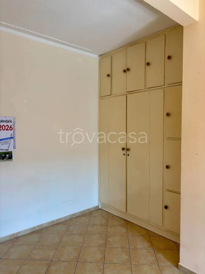Entrée - Modernised 2-Bed Flat with Balcony in Pinerolo