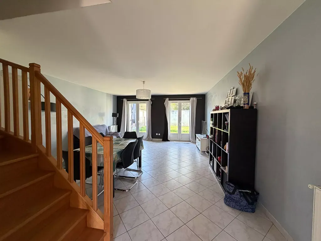 Ingresso - Six-Piece House with Garden in Penchard