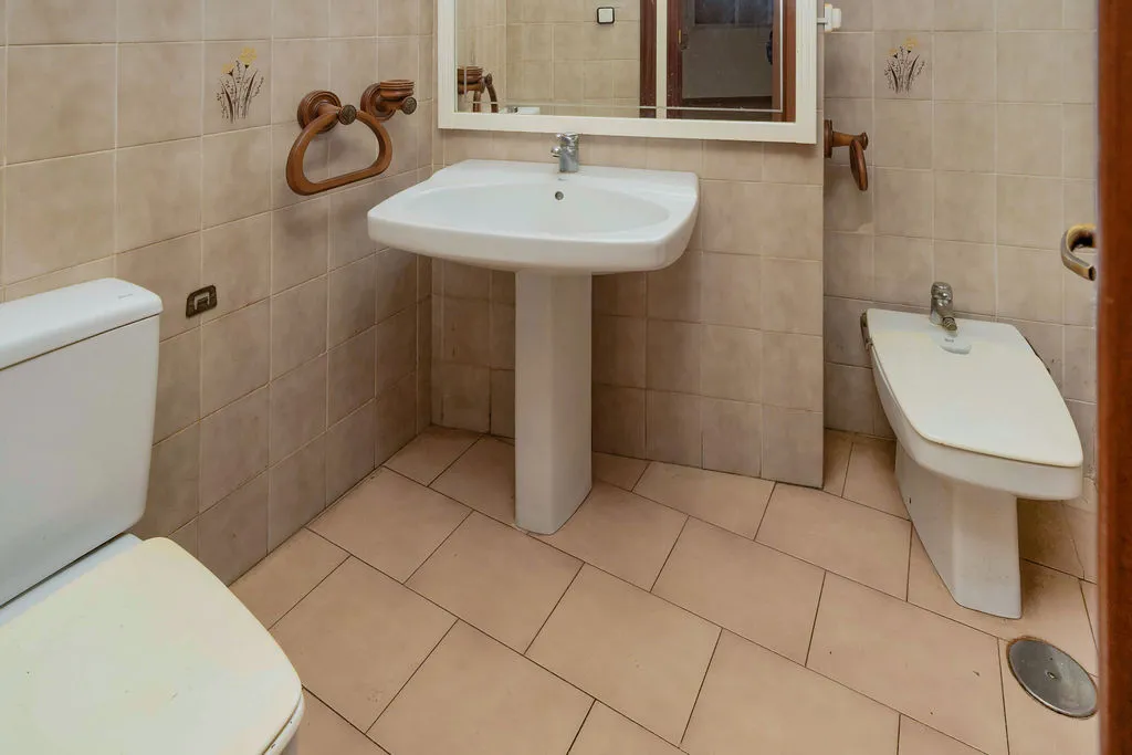 Salles de bain - Three-Bedroom Flat in Petrer Centre