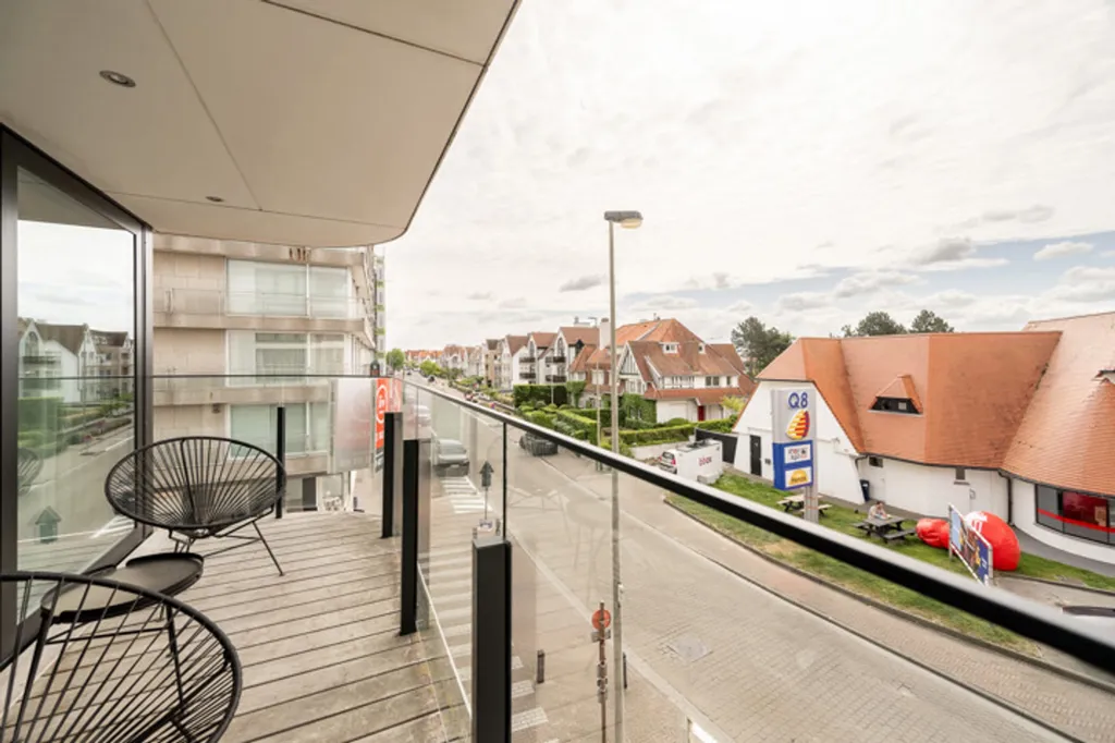 Balcon - Appartement d'Angle avec Vue Dégagée à Zoute