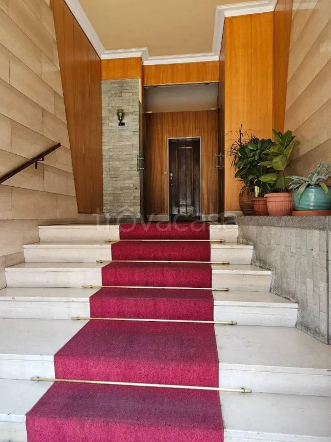 Entrée - Apartment with Balconies in Central Turin