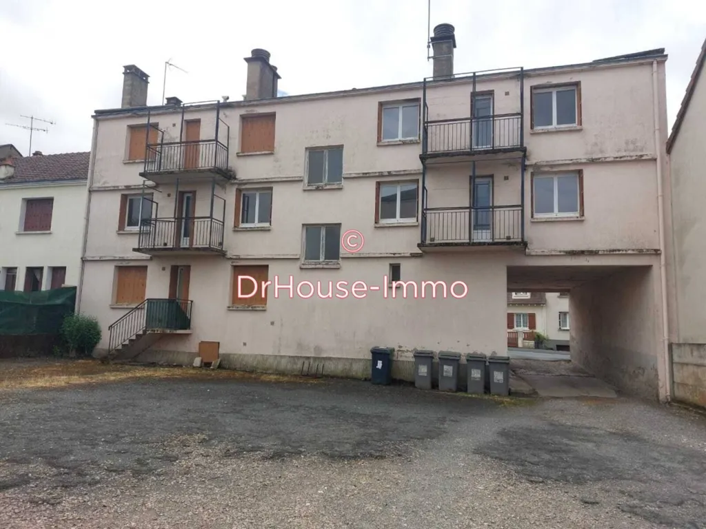 Esterno - 15-Unit Building with Parking in Châteauroux