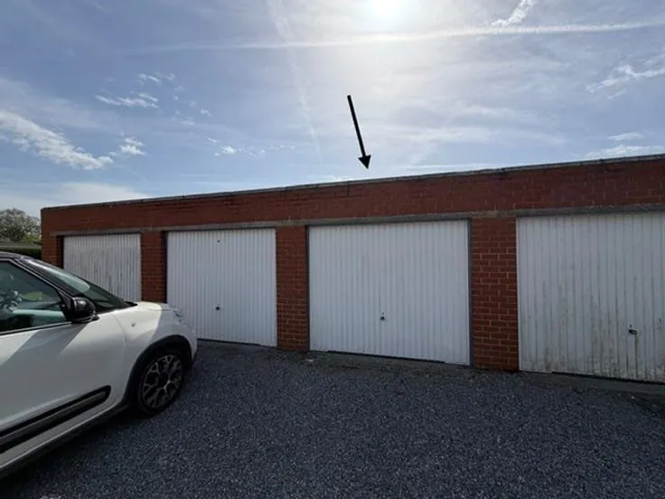 Maison 3 Façades avec Jardin et Garage à Nalinnes