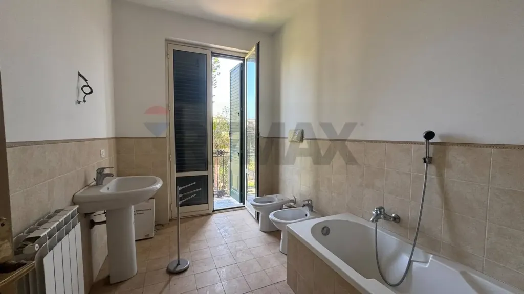 Salles de bain - Renovated Apartment with Terrace in Palermo