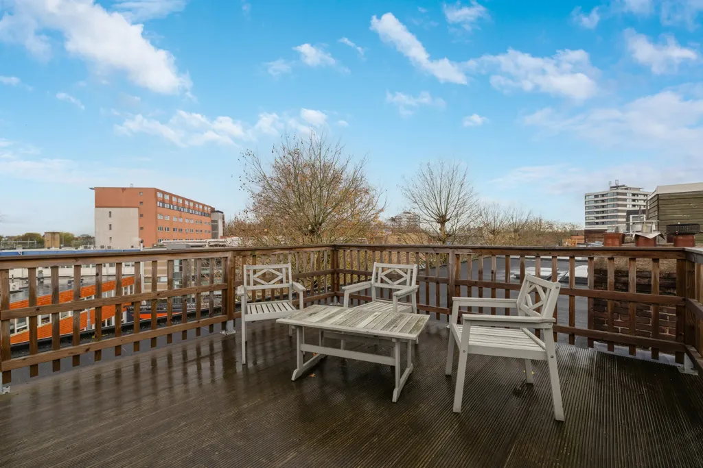 Terrasse - Maisonette with Rooftop Terrace near Rotterdam Centraal