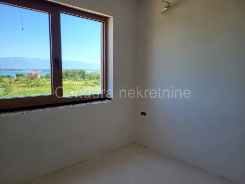Stanze - Two-Bedroom Apartment with Rooftop Terrace in Nin