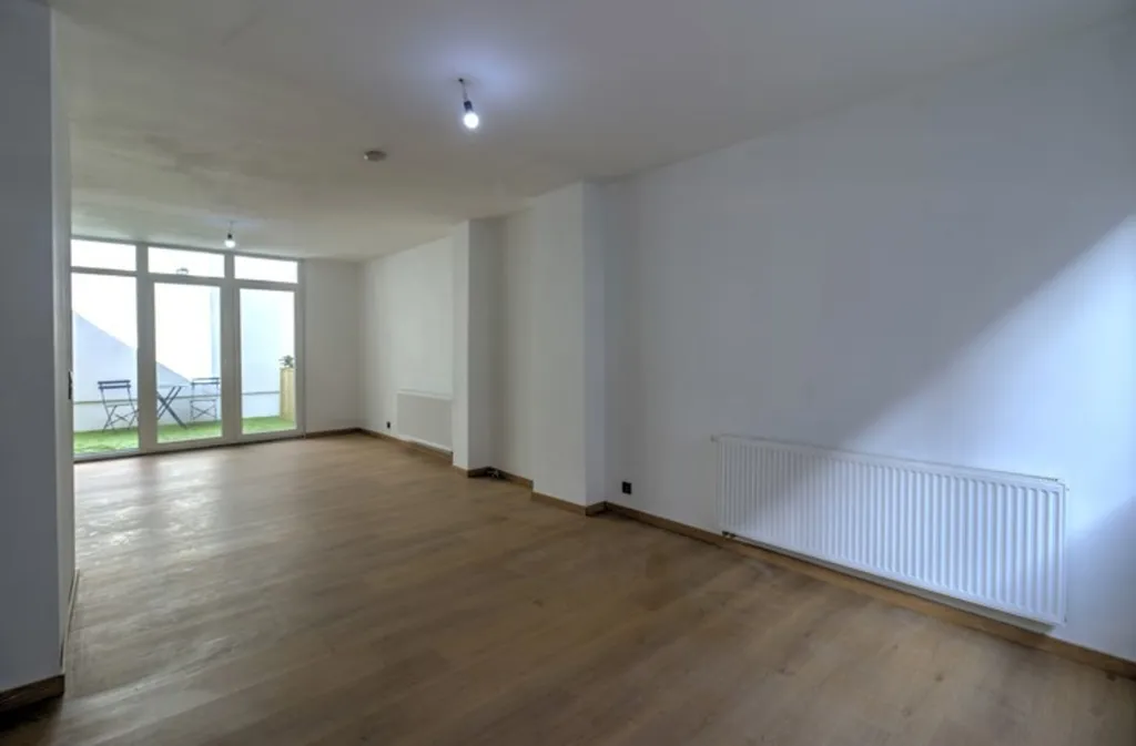 Elutuba - 3-Bedroom House with Terrace in Liège