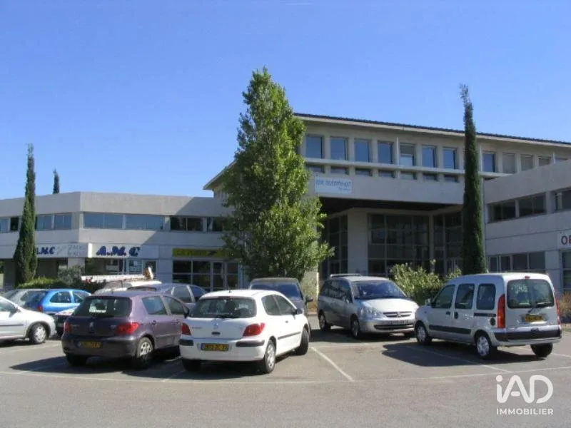 Välivaade - Office Space with Parking in Aix-en-Provence