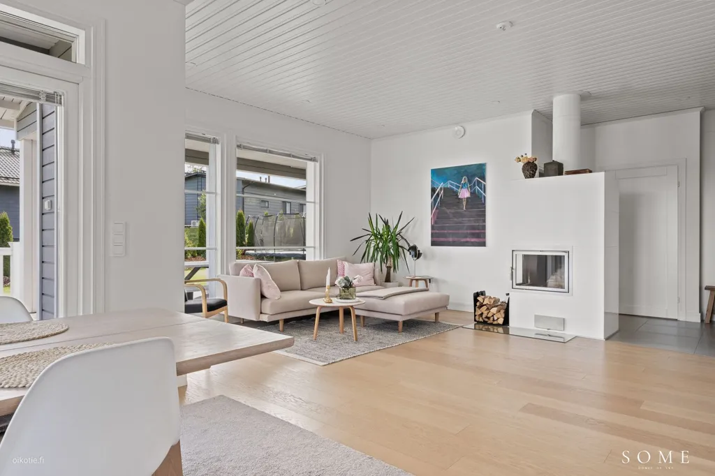 Elutuba - Modern Villa with Sauna in Tuusula