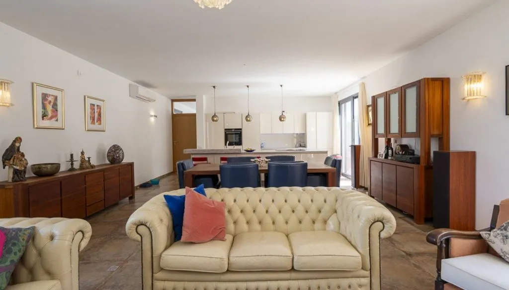 Elutuba - Luxury Hotel with Pool in Moncarapacho, Faro