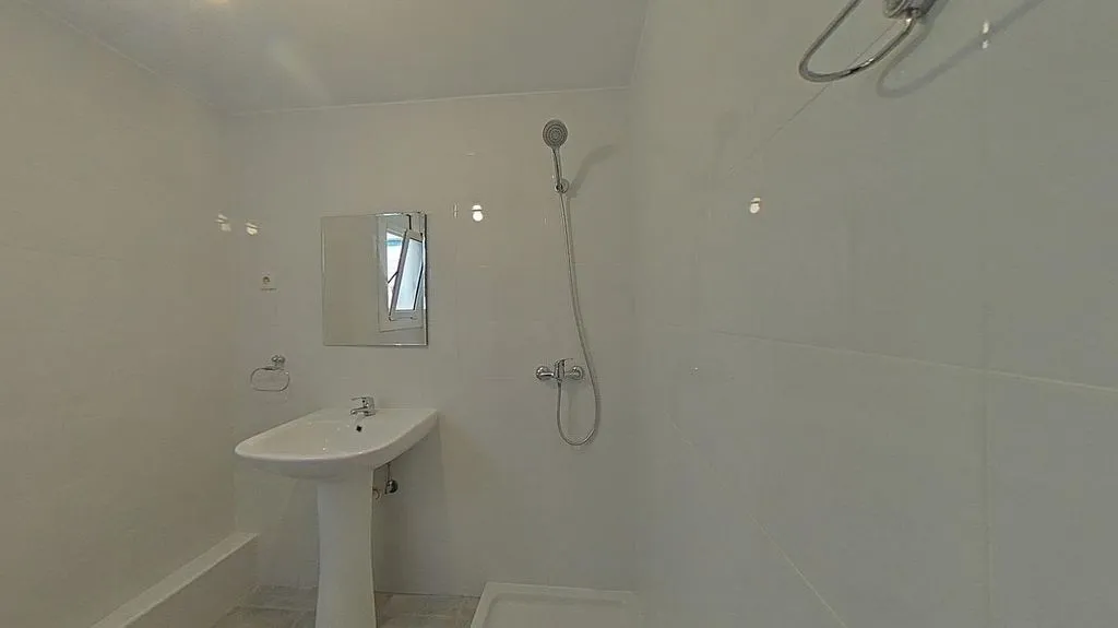 Vannitoad - 3-Bedroom Apartment in Mollet del Vallès