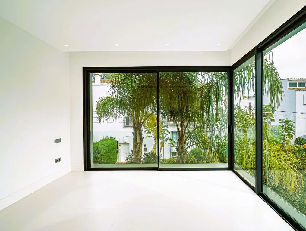 Elutuba - Luxury Villa with Pool in Las Lomas de Río Verde