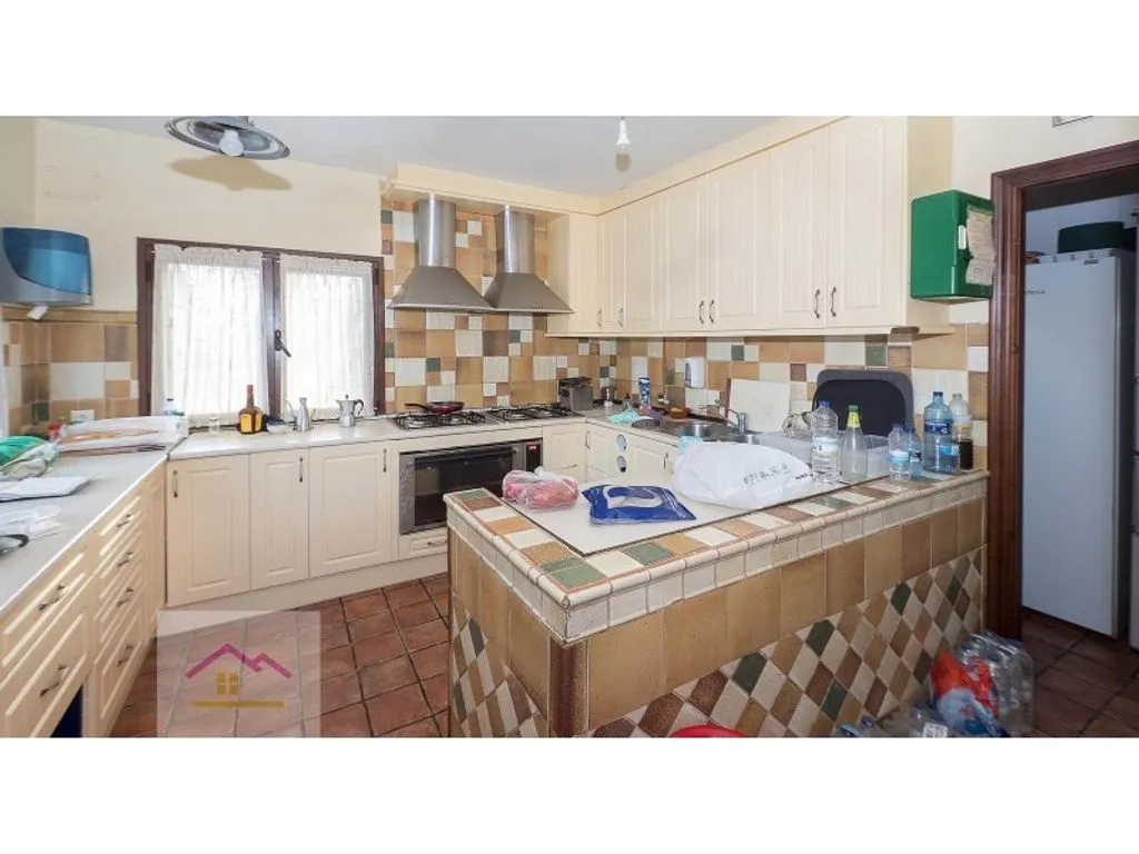 Cuisine - Luxury Hotel with Lake View in Villar de Olalla