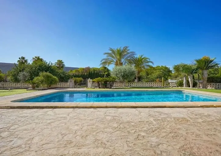 pool_area
