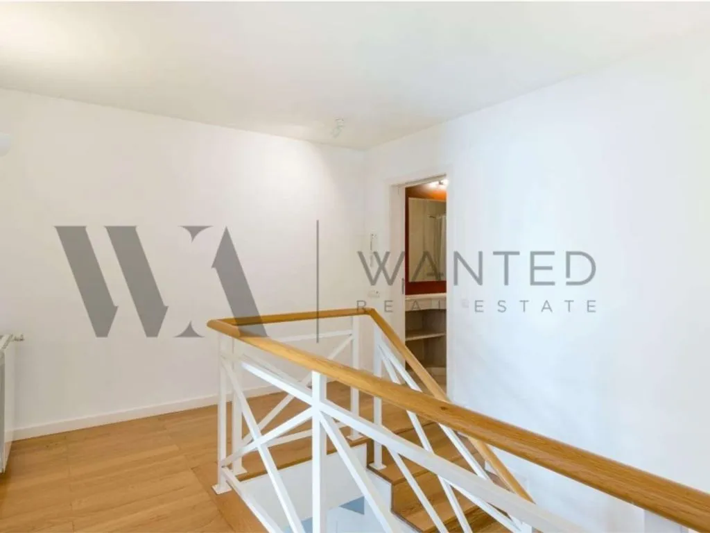 Pièces - Luxury Duplex Flat with Terrace in Oeiras