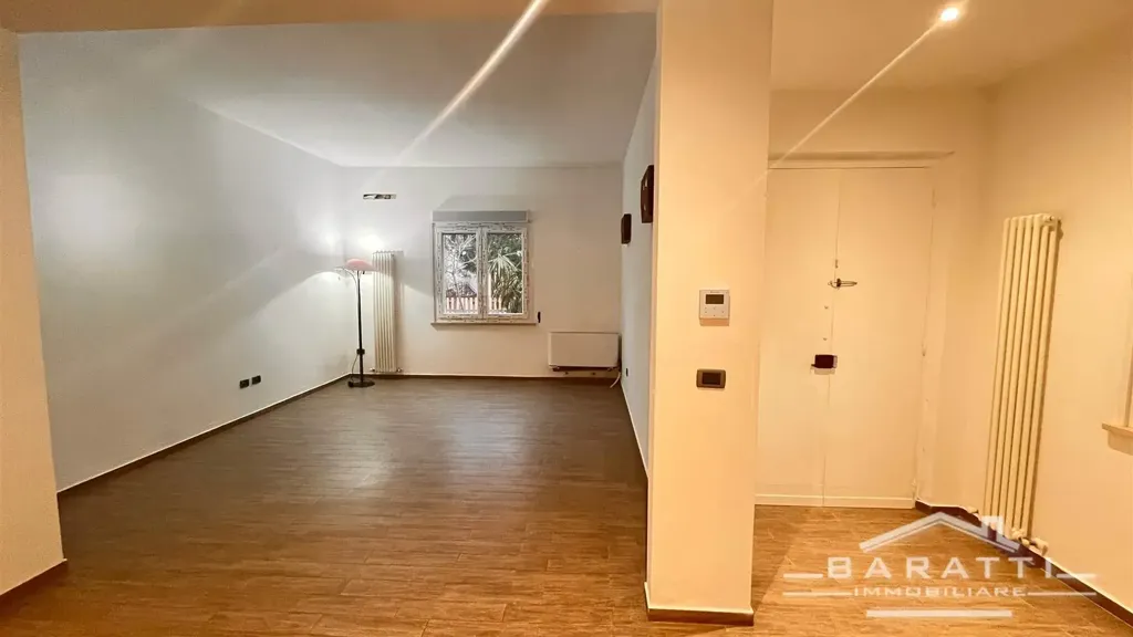 Esik - Rustic Villa with Garden in Pieve di Coriano