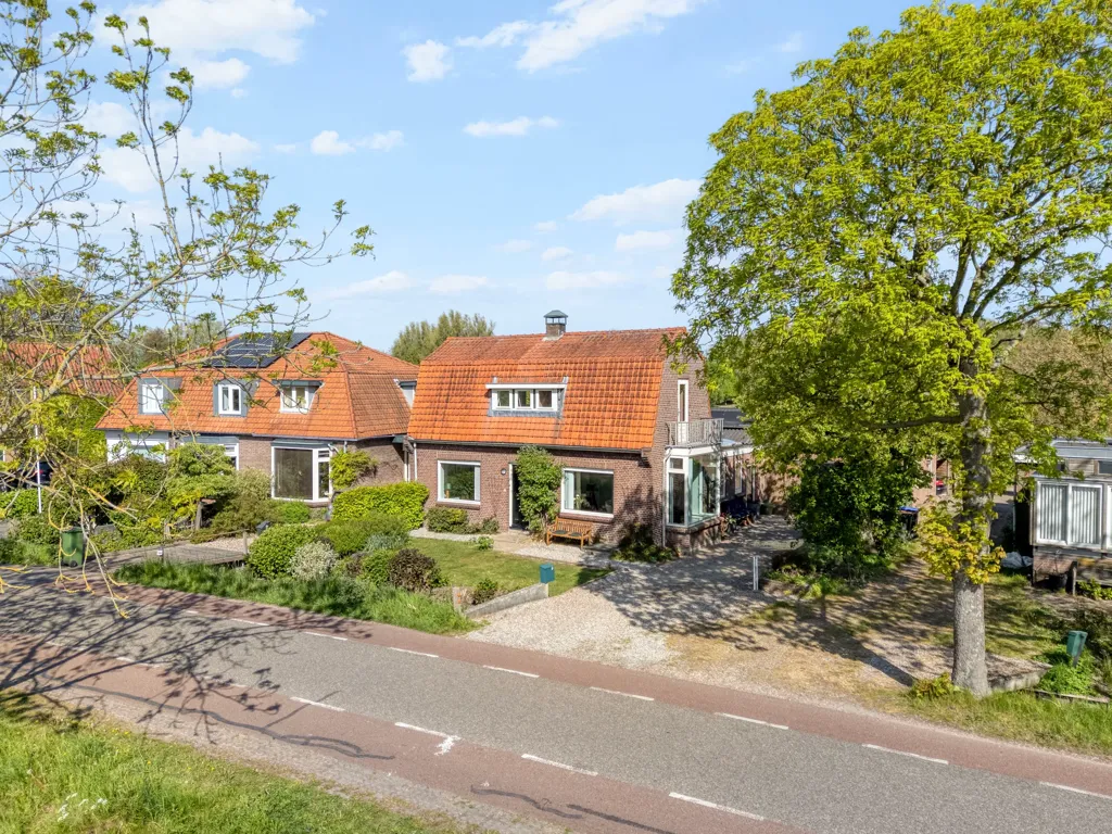 Vista aerea - Charming 1910 House with Water View in Vecht