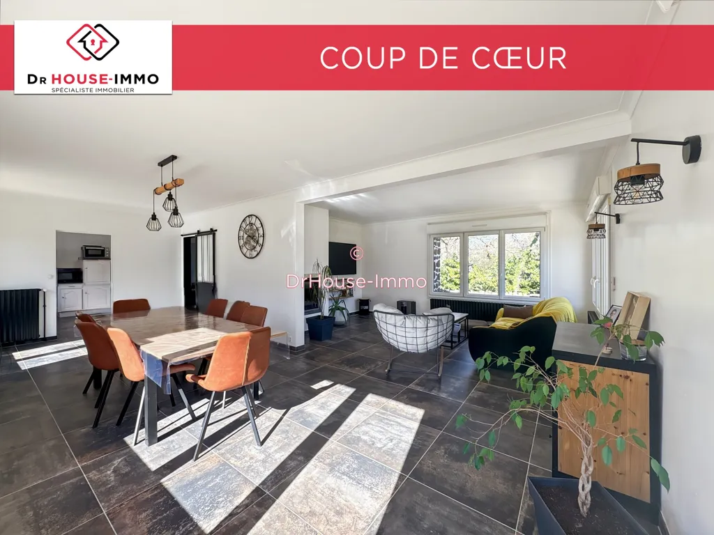 Salle à manger - Maison Familiale avec Piscine à Changé