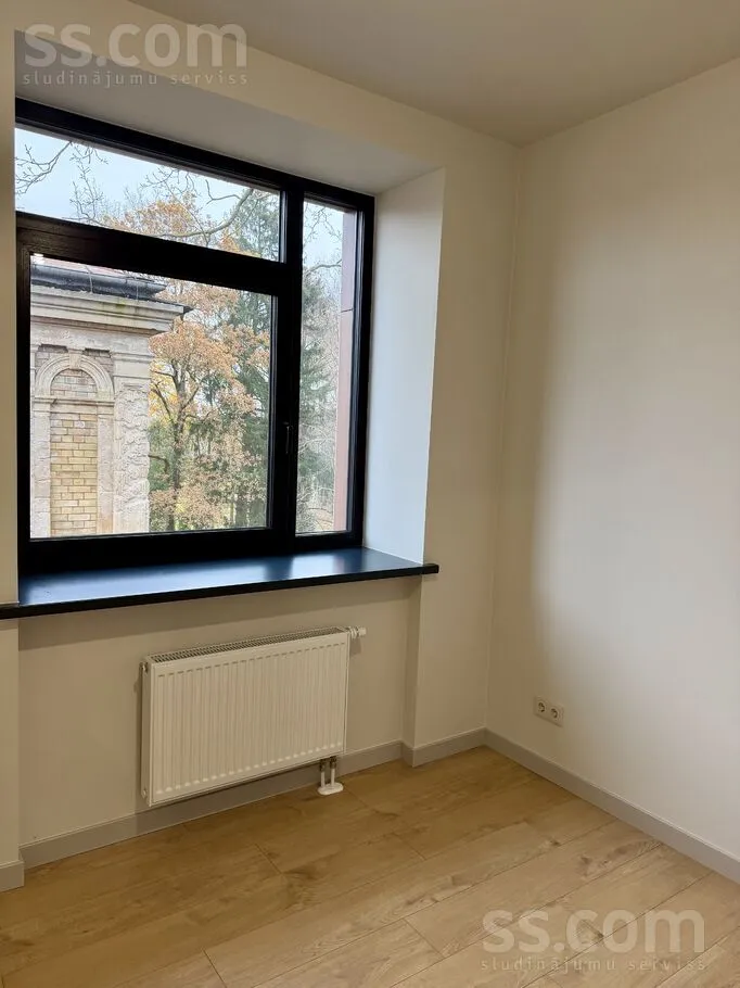 Stanze - Modern 3-Bedroom Flat with Garden in Riga